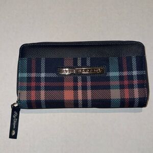 Lily Bloom Molly Zip Wallet - Monterrey Plaid Navy‎ Print with Green interior